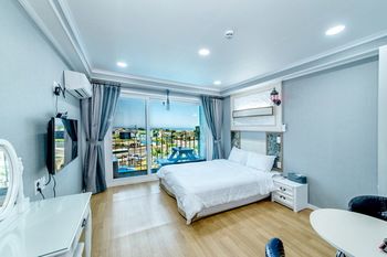 Water Garden Resort 2*