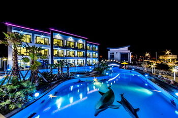 Water Garden Resort 2*