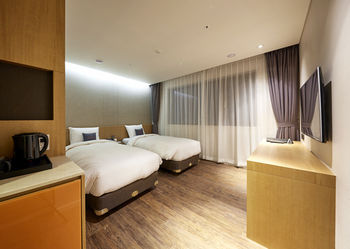 Amanti Hotel Seoul Hongdae 4*