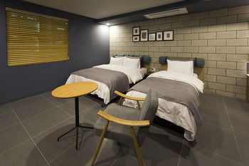 Gimhae Brown Dot Hotel Waterpark 3*