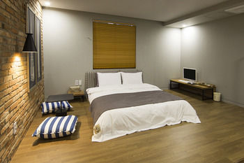 Gimhae Brown Dot Hotel Waterpark 3*
