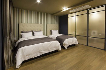 Gimhae Brown Dot Hotel Waterpark 3*