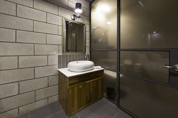 Gimhae Brown Dot Hotel Waterpark 3*
