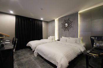 Hotel De Ciel 3*