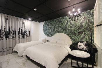 Hotel De Ciel 3*