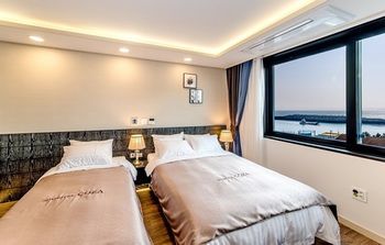 Seawater Spa Hotel Coza 3*