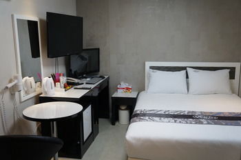 Novaluz Tourist Hotel 3*