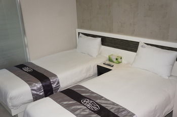 Novaluz Tourist Hotel 3*