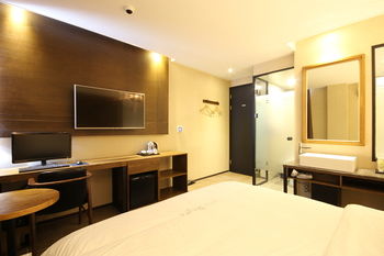 Jinhae Pasta Hotel 2*