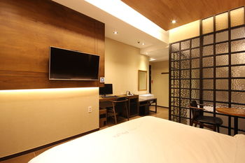 Jinhae Pasta Hotel 2*