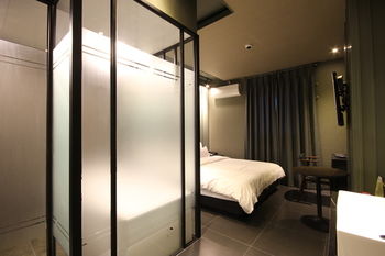 Jinhae Pasta Hotel 2*