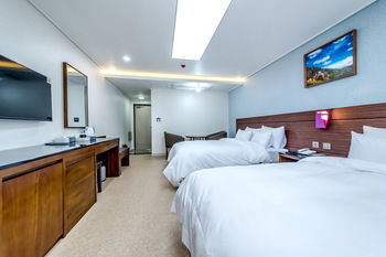 The Stay Century Hotel 3*