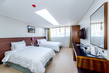 The Stay Century Hotel 3*