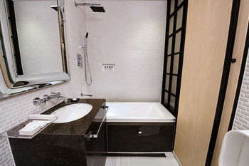 Hotel The Designers Kondae 3*