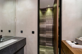 Hotel The Designers Kondae 3*