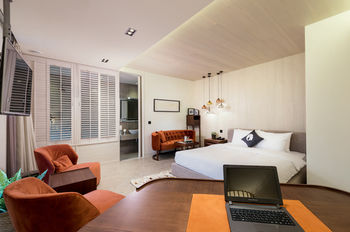 Hotel The Designers Kondae 3*