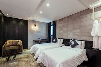 Hotel The Designers Kondae 3*