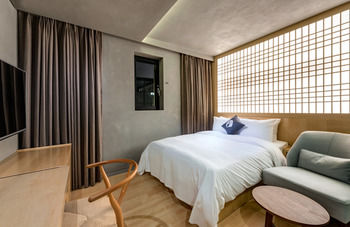 Hotel The Designers Kondae 3*