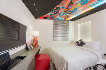 Hotel The Designers Kondae 3*