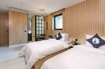 Hotel The Designers Kondae 3*