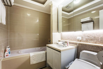 Kylin Villa Resort Jeju 4*