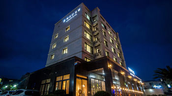 Haerian Hotel 2*
