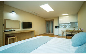 Haerian Hotel 2*