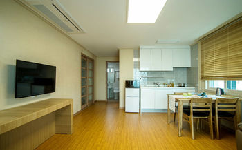 Haerian Hotel 2*