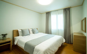 Haerian Hotel 2*
