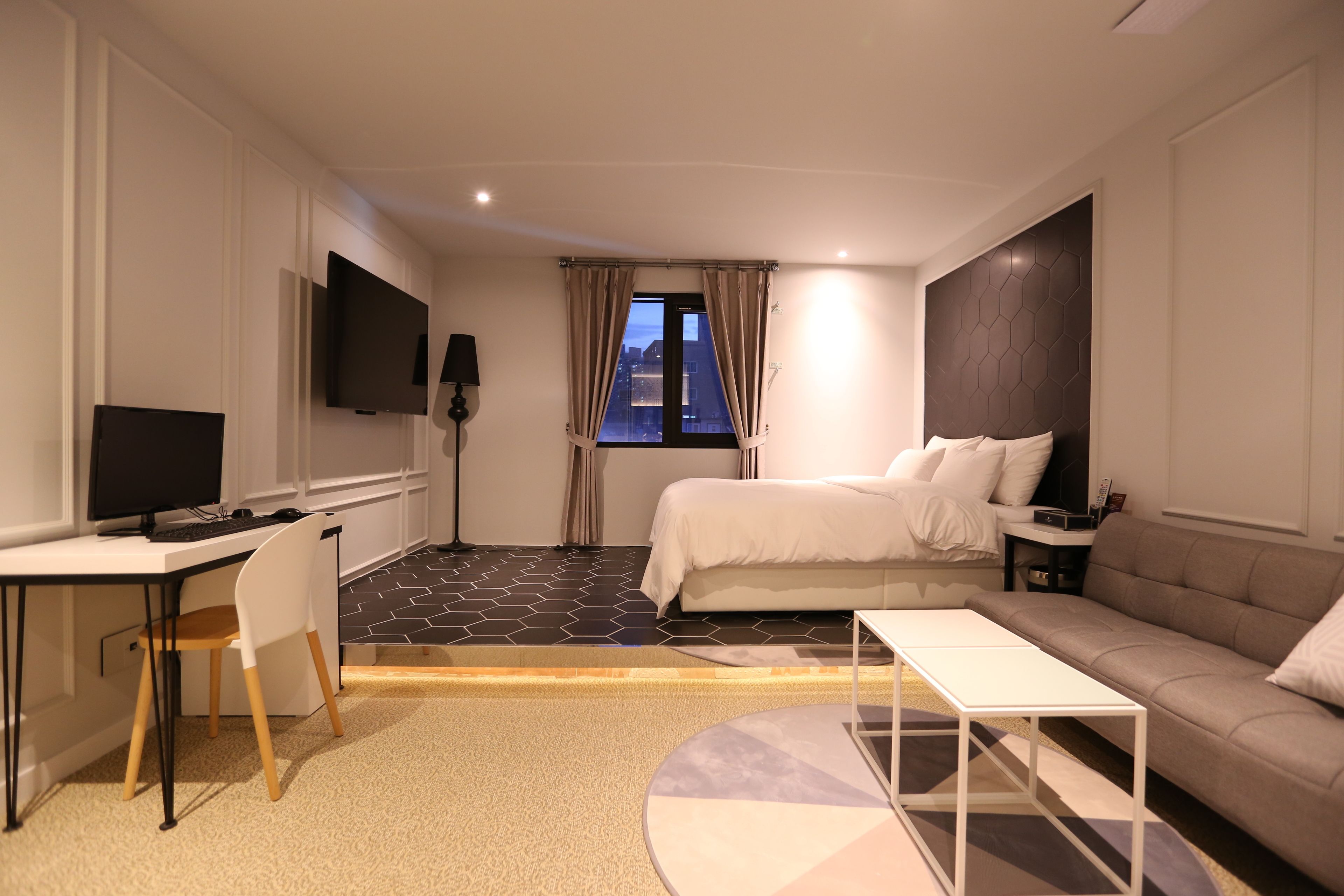 Leidea Hotel 0*