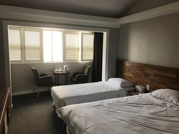Ocean View Hotel 3*