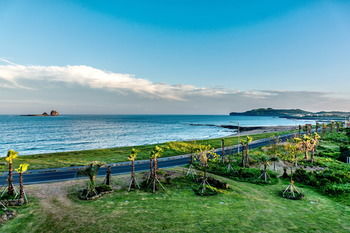 Sun & Moon Resort 3*