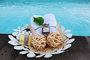 Sun & Moon Resort 3*