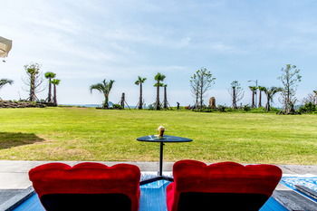 Sun & Moon Resort 3*