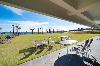 Sun & Moon Resort 3*