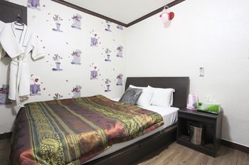 Saipan Motel with Sea View 2*