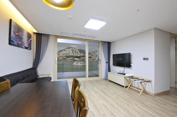 The Hotel Soo 3*
