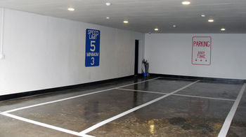 64 Inn Hotel 2*