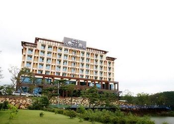 Dongbusan Oncheon Hotel 3*