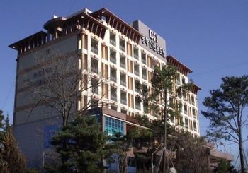 Dongbusan Oncheon Hotel 3*