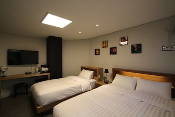 Nabi Hostel Hongdae 2*
