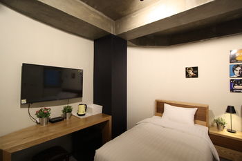 Nabi Hostel Hongdae 2*