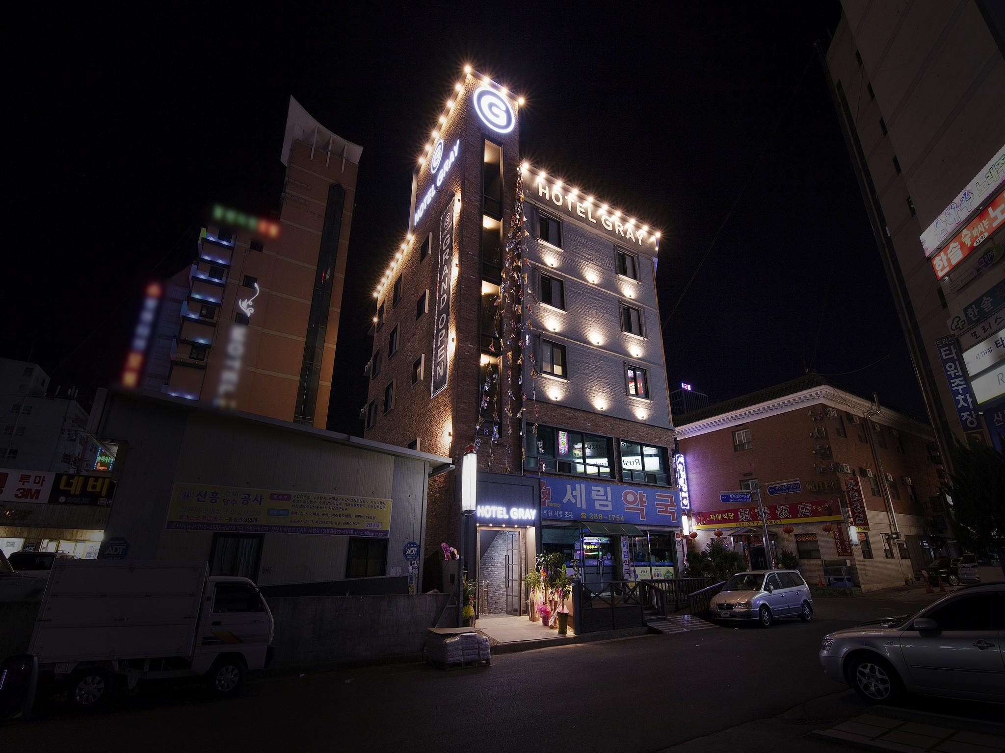 Hotel Gray 2*