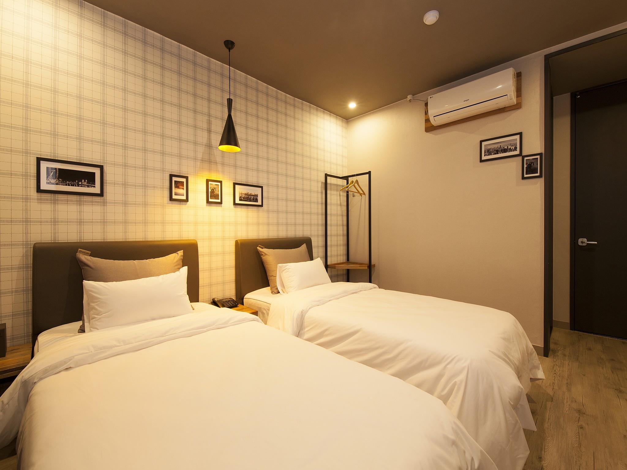 Hotel Gray 2*
