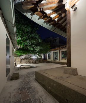 Hanok Residence Hotel Side 2*