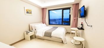 Rezion Tourist Hotel 3*