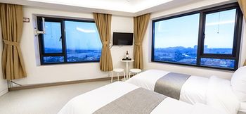 Rezion Tourist Hotel 3*