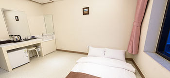 Rezion Tourist Hotel 3*