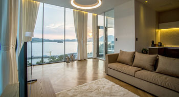 La Terrace Resort 4*