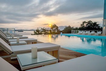La Terrace Resort 4*